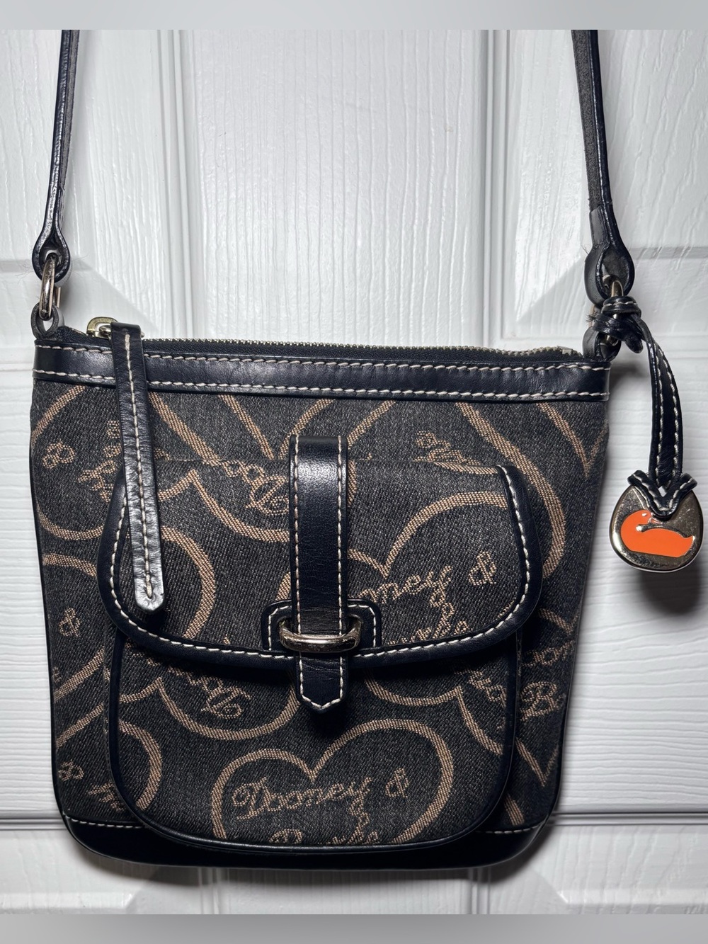 Dooney & Bourke Signature Crossbody bag